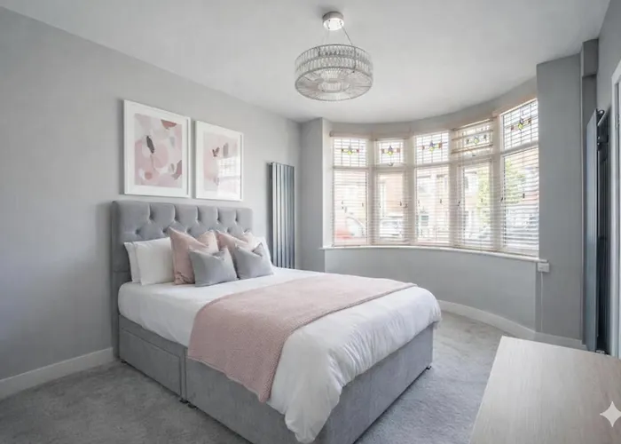 Hébergement de vacances Queenswood House With Games *